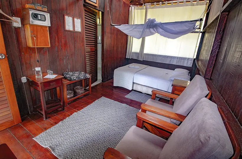 Queen Room at Sandoval Lake Lodge 4